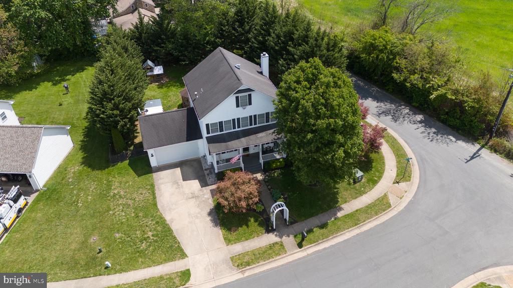 8411 ELDORADO DR, MARSHALL, Virginia 20115, 3 Bedrooms Bedrooms, ,2 BathroomsBathrooms,Residential,8411 ELDORADO DR,VAFQ2022206 MLS # VAFQ2022206 8411 ELDORADO DR, MARSHALL, Virginia 20115, 3 Bedrooms Bedrooms, ,2 BathroomsBathrooms,Residential,8411 ELDORADO DR,VAFQ2022206 MLS # VAFQ2022206