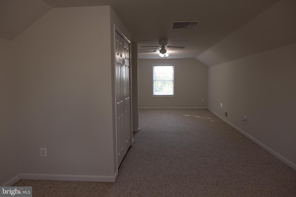 8411 ELDORADO DR, MARSHALL, Virginia 20115, 3 Bedrooms Bedrooms, ,2 BathroomsBathrooms,Residential,8411 ELDORADO DR,VAFQ2022206 MLS # VAFQ2022206 8411 ELDORADO DR, MARSHALL, Virginia 20115, 3 Bedrooms Bedrooms, ,2 BathroomsBathrooms,Residential,8411 ELDORADO DR,VAFQ2022206 MLS # VAFQ2022206