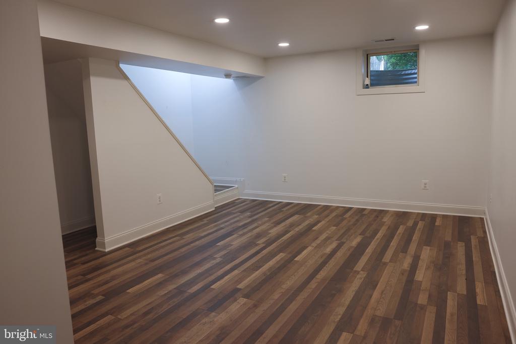 8411 ELDORADO DR, MARSHALL, Virginia 20115, 3 Bedrooms Bedrooms, ,2 BathroomsBathrooms,Residential,8411 ELDORADO DR,VAFQ2022206 MLS # VAFQ2022206 8411 ELDORADO DR, MARSHALL, Virginia 20115, 3 Bedrooms Bedrooms, ,2 BathroomsBathrooms,Residential,8411 ELDORADO DR,VAFQ2022206 MLS # VAFQ2022206