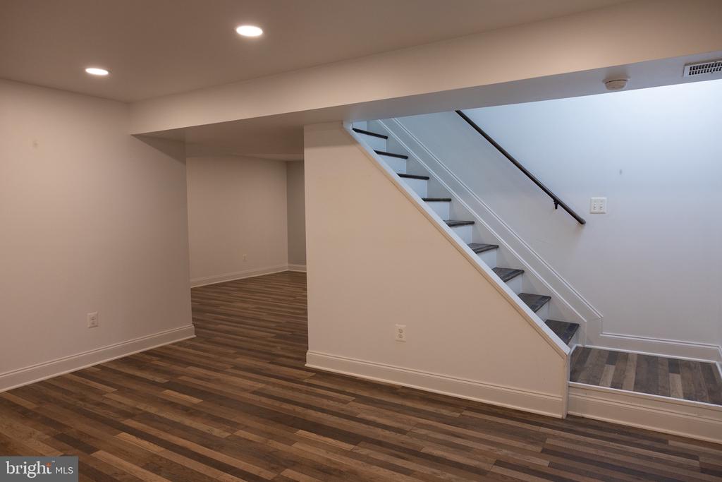 8411 ELDORADO DR, MARSHALL, Virginia 20115, 3 Bedrooms Bedrooms, ,2 BathroomsBathrooms,Residential,8411 ELDORADO DR,VAFQ2022206 MLS # VAFQ2022206 8411 ELDORADO DR, MARSHALL, Virginia 20115, 3 Bedrooms Bedrooms, ,2 BathroomsBathrooms,Residential,8411 ELDORADO DR,VAFQ2022206 MLS # VAFQ2022206