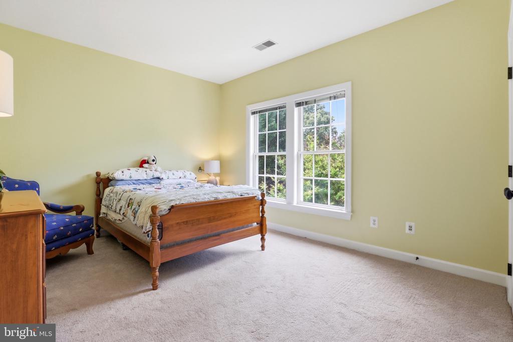 7584 BALD EAGLE DR, WARRENTON, Virginia 20187, 5 Bedrooms Bedrooms, ,3 BathroomsBathrooms,Residential,7584 BALD EAGLE DR,VAFQ2022302 MLS # VAFQ2022302 7584 BALD EAGLE DR, WARRENTON, Virginia 20187, 5 Bedrooms Bedrooms, ,3 BathroomsBathrooms,Residential,7584 BALD EAGLE DR,VAFQ2022302 MLS # VAFQ2022302