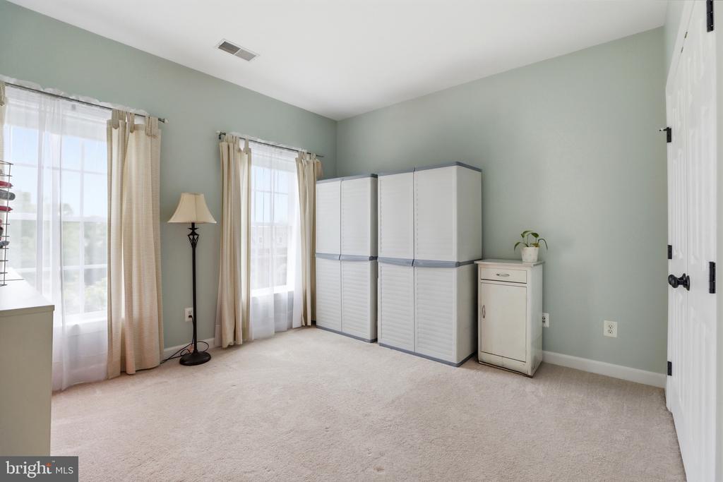 7584 BALD EAGLE DR, WARRENTON, Virginia 20187, 5 Bedrooms Bedrooms, ,3 BathroomsBathrooms,Residential,7584 BALD EAGLE DR,VAFQ2022302 MLS # VAFQ2022302 7584 BALD EAGLE DR, WARRENTON, Virginia 20187, 5 Bedrooms Bedrooms, ,3 BathroomsBathrooms,Residential,7584 BALD EAGLE DR,VAFQ2022302 MLS # VAFQ2022302