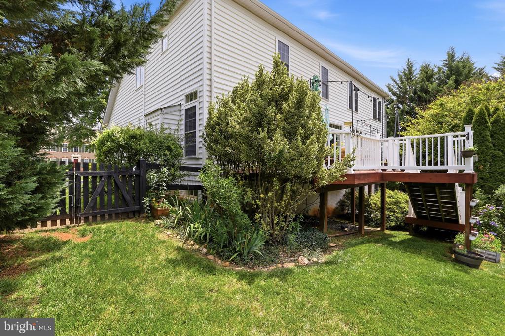 7584 BALD EAGLE DR, WARRENTON, Virginia 20187, 5 Bedrooms Bedrooms, ,3 BathroomsBathrooms,Residential,7584 BALD EAGLE DR,VAFQ2022302 MLS # VAFQ2022302 7584 BALD EAGLE DR, WARRENTON, Virginia 20187, 5 Bedrooms Bedrooms, ,3 BathroomsBathrooms,Residential,7584 BALD EAGLE DR,VAFQ2022302 MLS # VAFQ2022302
