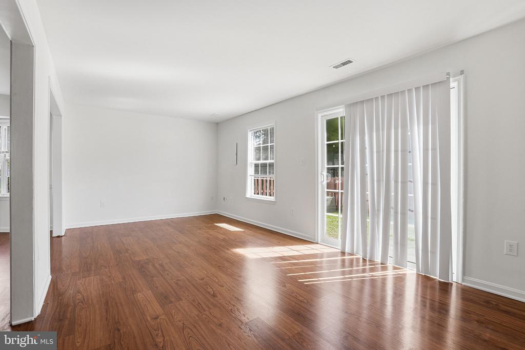 10800 WALL ST, FREDERICKSBURG, Virginia 22408, 3 Bedrooms Bedrooms, ,2 BathroomsBathrooms,Residential,BROOKWOOD,10800 WALL ST,VASP2042400 MLS # VASP2042400 10800 WALL ST, FREDERICKSBURG, Virginia 22408, 3 Bedrooms Bedrooms, ,2 BathroomsBathrooms,Residential,BROOKWOOD,10800 WALL ST,VASP2042400 MLS # VASP2042400