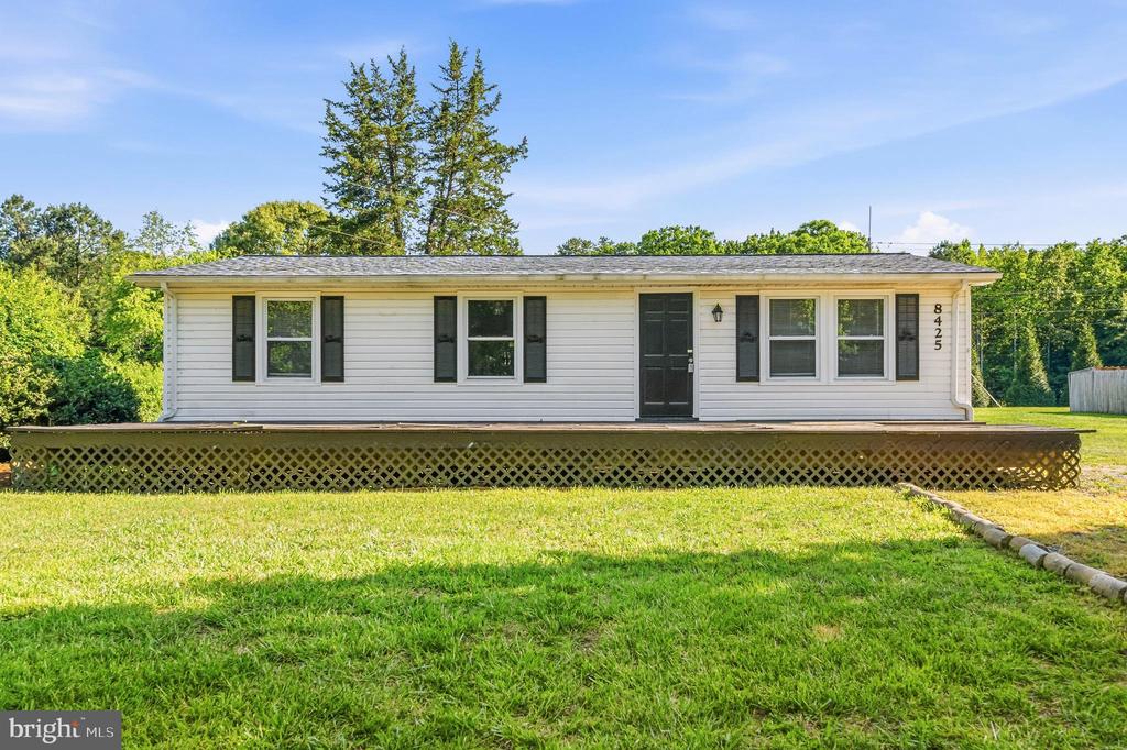 8425 PAMUNKEY RD, SPOTSYLVANIA, Virginia 22551, 3 Bedrooms Bedrooms, ,1 BathroomBathrooms,Residential,8425 PAMUNKEY RD,VASP2041272 MLS # VASP2041272 8425 PAMUNKEY RD, SPOTSYLVANIA, Virginia 22551, 3 Bedrooms Bedrooms, ,1 BathroomBathrooms,Residential,8425 PAMUNKEY RD,VASP2041272 MLS # VASP2041272