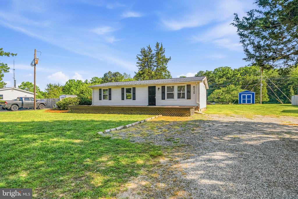 8425 PAMUNKEY RD, SPOTSYLVANIA, Virginia 22551, 3 Bedrooms Bedrooms, ,1 BathroomBathrooms,Residential,8425 PAMUNKEY RD,VASP2041272 MLS # VASP2041272 8425 PAMUNKEY RD, SPOTSYLVANIA, Virginia 22551, 3 Bedrooms Bedrooms, ,1 BathroomBathrooms,Residential,8425 PAMUNKEY RD,VASP2041272 MLS # VASP2041272