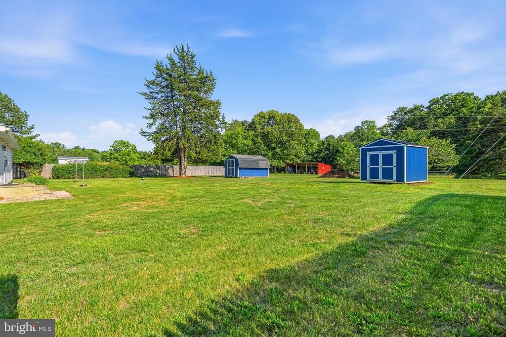 8425 PAMUNKEY RD, SPOTSYLVANIA, Virginia 22551, 3 Bedrooms Bedrooms, ,1 BathroomBathrooms,Residential,8425 PAMUNKEY RD,VASP2041272 MLS # VASP2041272 8425 PAMUNKEY RD, SPOTSYLVANIA, Virginia 22551, 3 Bedrooms Bedrooms, ,1 BathroomBathrooms,Residential,8425 PAMUNKEY RD,VASP2041272 MLS # VASP2041272