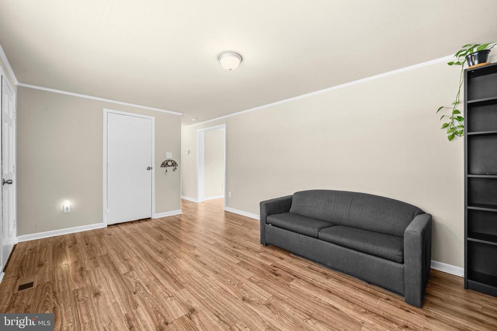 8425 PAMUNKEY RD, SPOTSYLVANIA, Virginia 22551, 3 Bedrooms Bedrooms, ,1 BathroomBathrooms,Residential,8425 PAMUNKEY RD,VASP2041272 MLS # VASP2041272 8425 PAMUNKEY RD, SPOTSYLVANIA, Virginia 22551, 3 Bedrooms Bedrooms, ,1 BathroomBathrooms,Residential,8425 PAMUNKEY RD,VASP2041272 MLS # VASP2041272