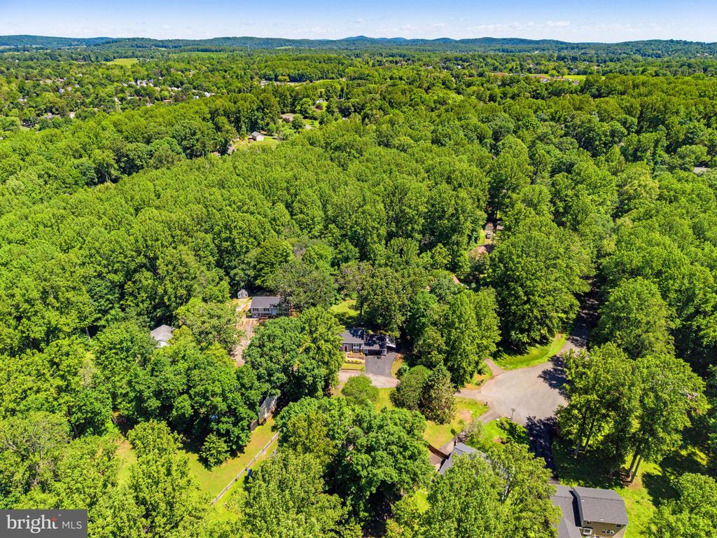7403 WATERFORD LN, WARRENTON, Virginia 20187, 4 Bedrooms Bedrooms, ,3 BathroomsBathrooms,Residential,7403 WATERFORD LN,VAFQ2022218 MLS # VAFQ2022218 7403 WATERFORD LN, WARRENTON, Virginia 20187, 4 Bedrooms Bedrooms, ,3 BathroomsBathrooms,Residential,7403 WATERFORD LN,VAFQ2022218 MLS # VAFQ2022218