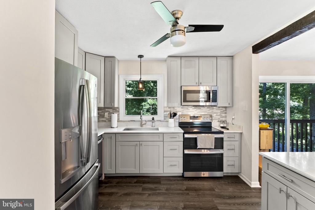 7403 WATERFORD LN, WARRENTON, Virginia 20187, 4 Bedrooms Bedrooms, ,3 BathroomsBathrooms,Residential,7403 WATERFORD LN,VAFQ2022218 MLS # VAFQ2022218 7403 WATERFORD LN, WARRENTON, Virginia 20187, 4 Bedrooms Bedrooms, ,3 BathroomsBathrooms,Residential,7403 WATERFORD LN,VAFQ2022218 MLS # VAFQ2022218