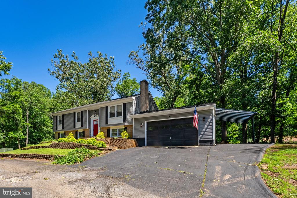 7403 WATERFORD LN, WARRENTON, Virginia 20187, 4 Bedrooms Bedrooms, ,3 BathroomsBathrooms,Residential,7403 WATERFORD LN,VAFQ2022218 MLS # VAFQ2022218 7403 WATERFORD LN, WARRENTON, Virginia 20187, 4 Bedrooms Bedrooms, ,3 BathroomsBathrooms,Residential,7403 WATERFORD LN,VAFQ2022218 MLS # VAFQ2022218