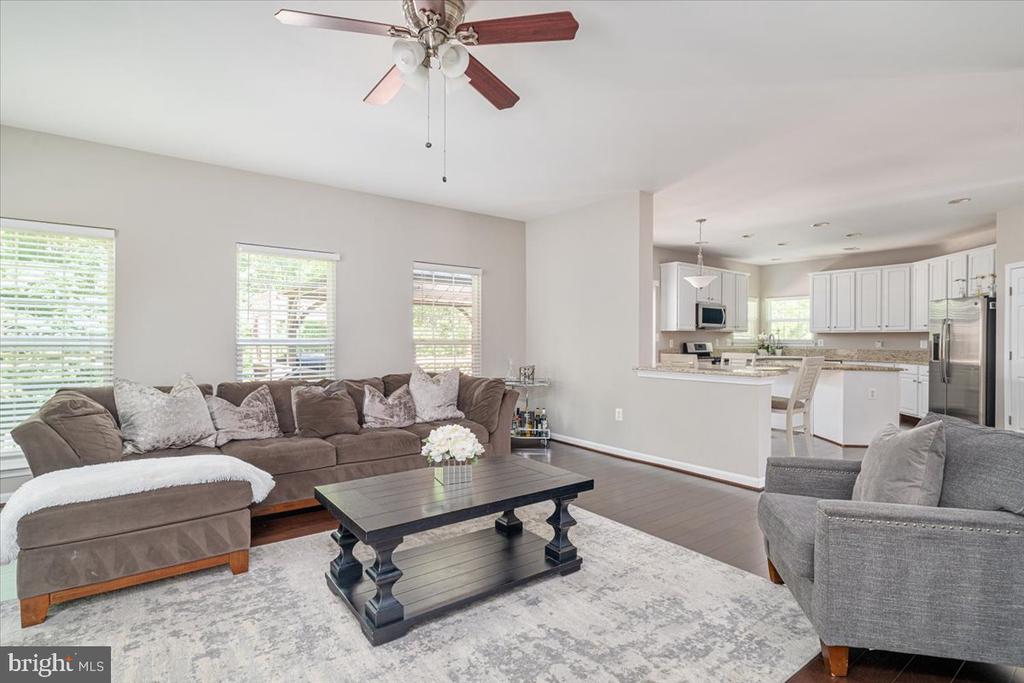 2300 SOMERSET DR, JEFFERSONTON, Virginia 22724, 5 Bedrooms Bedrooms, ,2 BathroomsBathrooms,Residential,2300 SOMERSET DR,VACU2013768 MLS # VACU2013768
