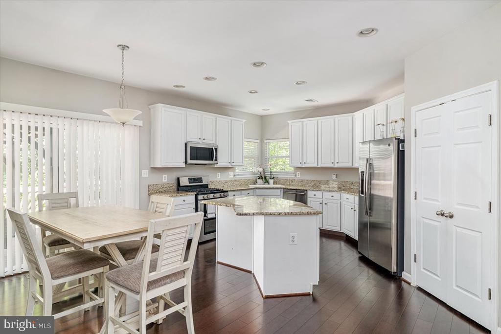 2300 SOMERSET DR, JEFFERSONTON, Virginia 22724, 5 Bedrooms Bedrooms, ,2 BathroomsBathrooms,Residential,2300 SOMERSET DR,VACU2013768 MLS # VACU2013768