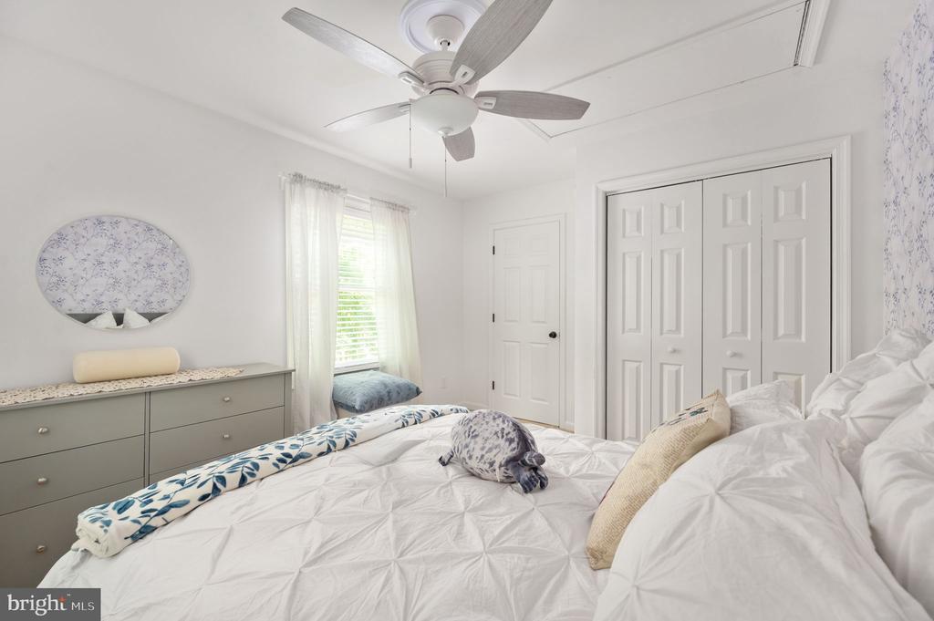 11408 DUTCH HOLLOW RD, CULPEPER, Virginia 22701, 3 Bedrooms Bedrooms, ,2 BathroomsBathrooms,Residential,11408 DUTCH HOLLOW RD,VACU2013878 MLS # VACU2013878 11408 DUTCH HOLLOW RD, CULPEPER, Virginia 22701, 3 Bedrooms Bedrooms, ,2 BathroomsBathrooms,Residential,11408 DUTCH HOLLOW RD,VACU2013878 MLS # VACU2013878