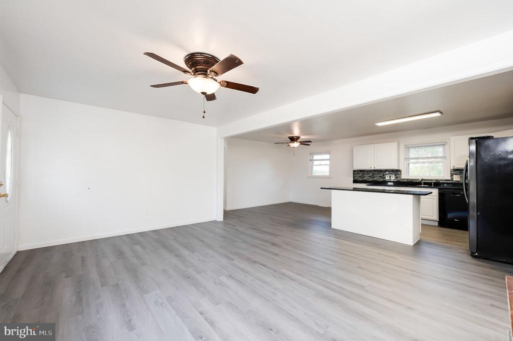 10114 POST OAK RD, SPOTSYLVANIA, Virginia 22551, 3 Bedrooms Bedrooms, ,1 BathroomBathrooms,Residential,10114 POST OAK RD,VASP2042590 MLS # VASP2042590 10114 POST OAK RD, SPOTSYLVANIA, Virginia 22551, 3 Bedrooms Bedrooms, ,1 BathroomBathrooms,Residential,10114 POST OAK RD,VASP2042590 MLS # VASP2042590