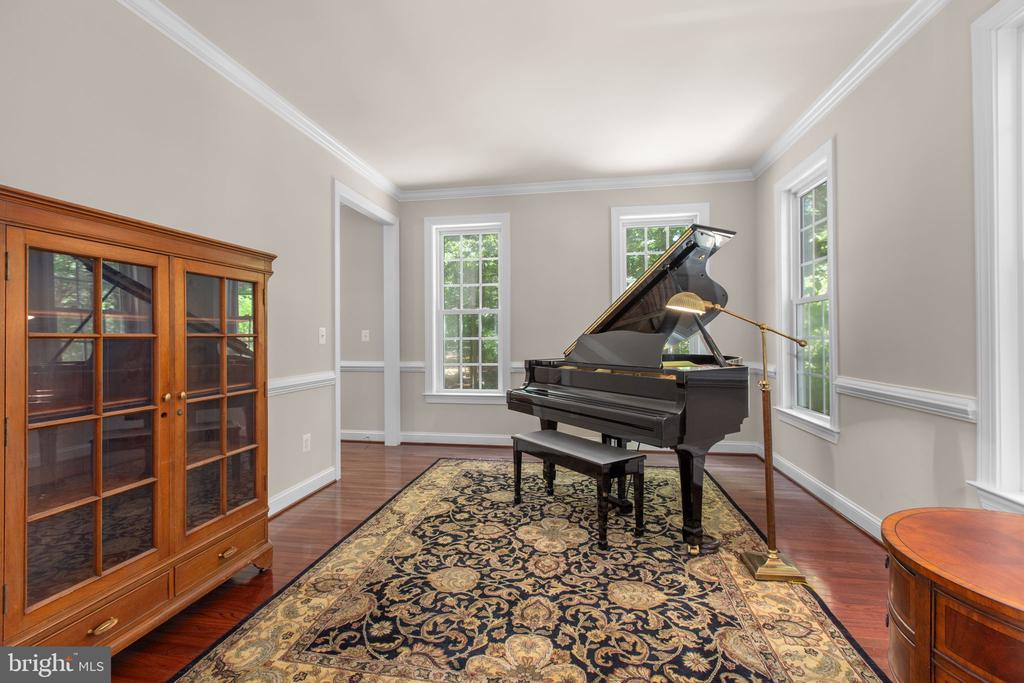 13209 CHANDLER CT, FREDERICKSBURG, Virginia 22407, 5 Bedrooms Bedrooms, ,2 BathroomsBathrooms,Residential,13209 CHANDLER CT,VASP2042380 MLS # VASP2042380 13209 CHANDLER CT, FREDERICKSBURG, Virginia 22407, 5 Bedrooms Bedrooms, ,2 BathroomsBathrooms,Residential,13209 CHANDLER CT,VASP2042380 MLS # VASP2042380