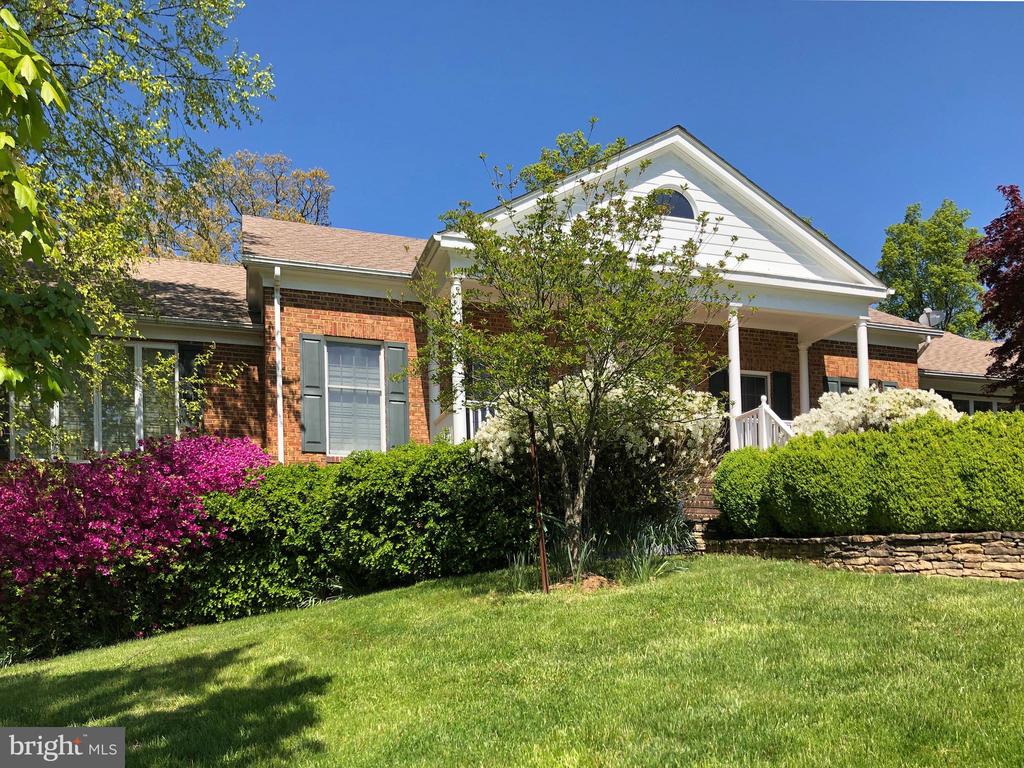 1310 DELAPLANE GRADE RD, UPPERVILLE, Virginia 20184, 4 Bedrooms Bedrooms, ,3 BathroomsBathrooms,Residential,1310 DELAPLANE GRADE RD,VAFQ2021294 MLS # VAFQ2021294 1310 DELAPLANE GRADE RD, UPPERVILLE, Virginia 20184, 4 Bedrooms Bedrooms, ,3 BathroomsBathrooms,Residential,1310 DELAPLANE GRADE RD,VAFQ2021294 MLS # VAFQ2021294