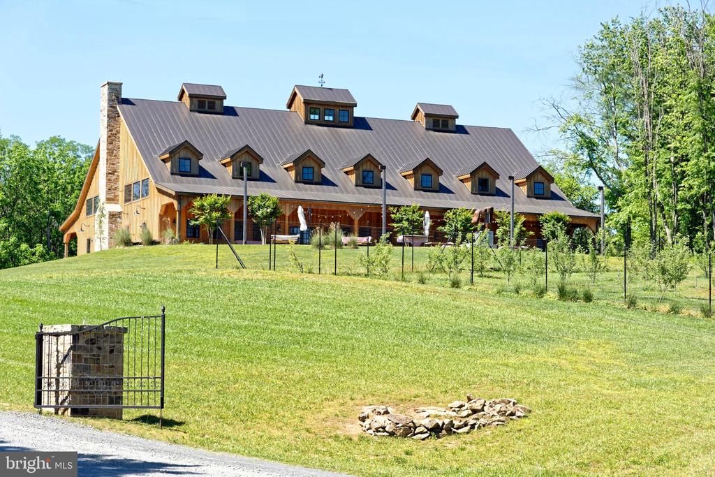 1310 DELAPLANE GRADE RD, UPPERVILLE, Virginia 20184, 4 Bedrooms Bedrooms, ,3 BathroomsBathrooms,Residential,1310 DELAPLANE GRADE RD,VAFQ2021294 MLS # VAFQ2021294 1310 DELAPLANE GRADE RD, UPPERVILLE, Virginia 20184, 4 Bedrooms Bedrooms, ,3 BathroomsBathrooms,Residential,1310 DELAPLANE GRADE RD,VAFQ2021294 MLS # VAFQ2021294