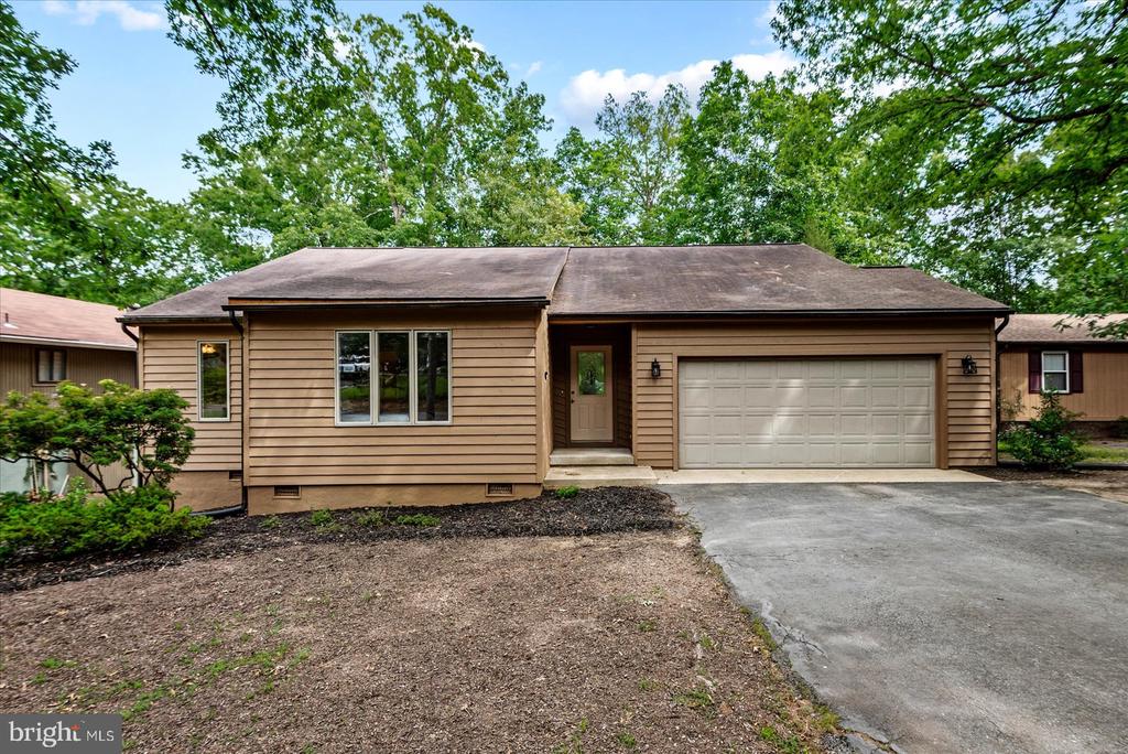 705 MT PLEASANT DR, LOCUST GROVE, Virginia 22508, 3 Bedrooms Bedrooms, ,2 BathroomsBathrooms,Residential,705 MT PLEASANT DR,VAOR2014352 MLS # VAOR2014352 705 MT PLEASANT DR, LOCUST GROVE, Virginia 22508, 3 Bedrooms Bedrooms, ,2 BathroomsBathrooms,Residential,705 MT PLEASANT DR,VAOR2014352 MLS # VAOR2014352