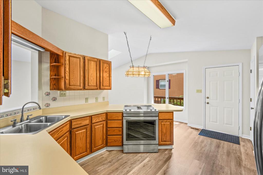 705 MT PLEASANT DR, LOCUST GROVE, Virginia 22508, 3 Bedrooms Bedrooms, ,2 BathroomsBathrooms,Residential,705 MT PLEASANT DR,VAOR2014352 MLS # VAOR2014352 705 MT PLEASANT DR, LOCUST GROVE, Virginia 22508, 3 Bedrooms Bedrooms, ,2 BathroomsBathrooms,Residential,705 MT PLEASANT DR,VAOR2014352 MLS # VAOR2014352
