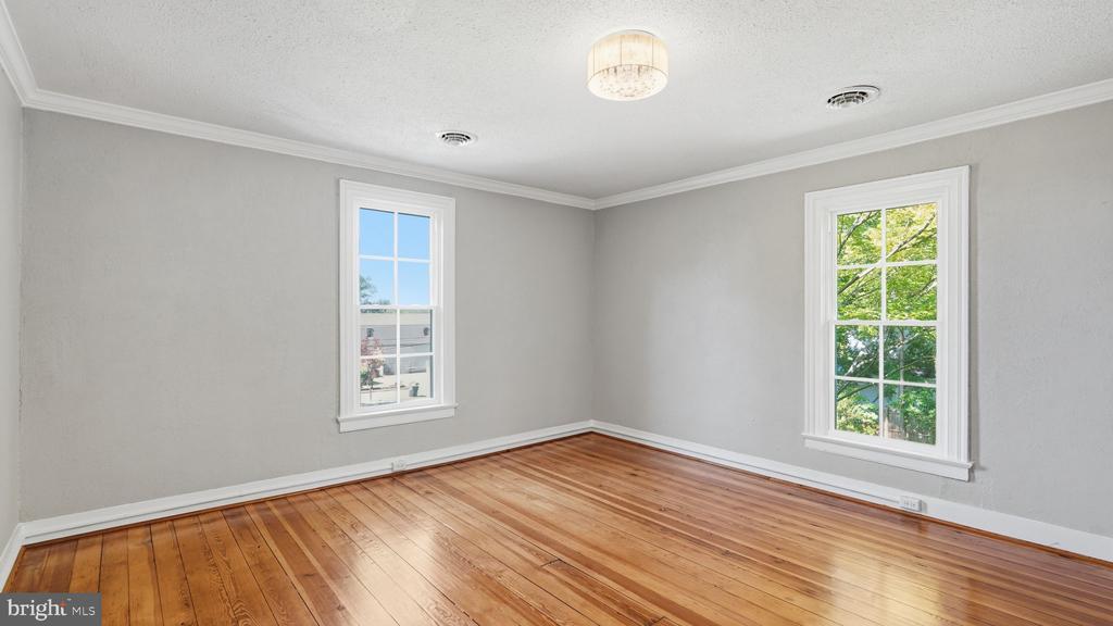 105 E WASHINGTON ST, REMINGTON, Virginia 22734, 4 Bedrooms Bedrooms, ,2 BathroomsBathrooms,Residential,105 E WASHINGTON ST,VAFQ2022362 MLS # VAFQ2022362 105 E WASHINGTON ST, REMINGTON, Virginia 22734, 4 Bedrooms Bedrooms, ,2 BathroomsBathrooms,Residential,105 E WASHINGTON ST,VAFQ2022362 MLS # VAFQ2022362