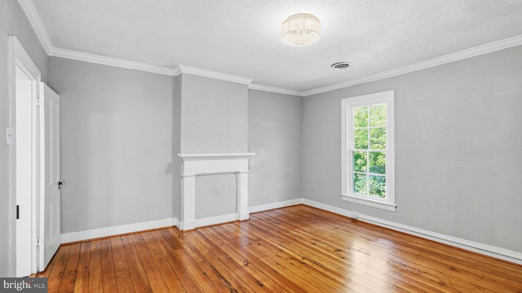 105 E WASHINGTON ST, REMINGTON, Virginia 22734, 4 Bedrooms Bedrooms, ,2 BathroomsBathrooms,Residential,105 E WASHINGTON ST,VAFQ2022362 MLS # VAFQ2022362 105 E WASHINGTON ST, REMINGTON, Virginia 22734, 4 Bedrooms Bedrooms, ,2 BathroomsBathrooms,Residential,105 E WASHINGTON ST,VAFQ2022362 MLS # VAFQ2022362