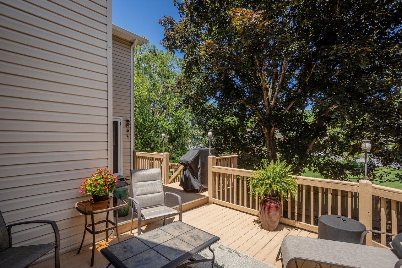 626 SUNRISE AVE, HARRISONBURG, Virginia 22801, 3 Bedrooms Bedrooms, ,2 BathroomsBathrooms,Residential,626 SUNRISE AVE,677776 MLS # 677776