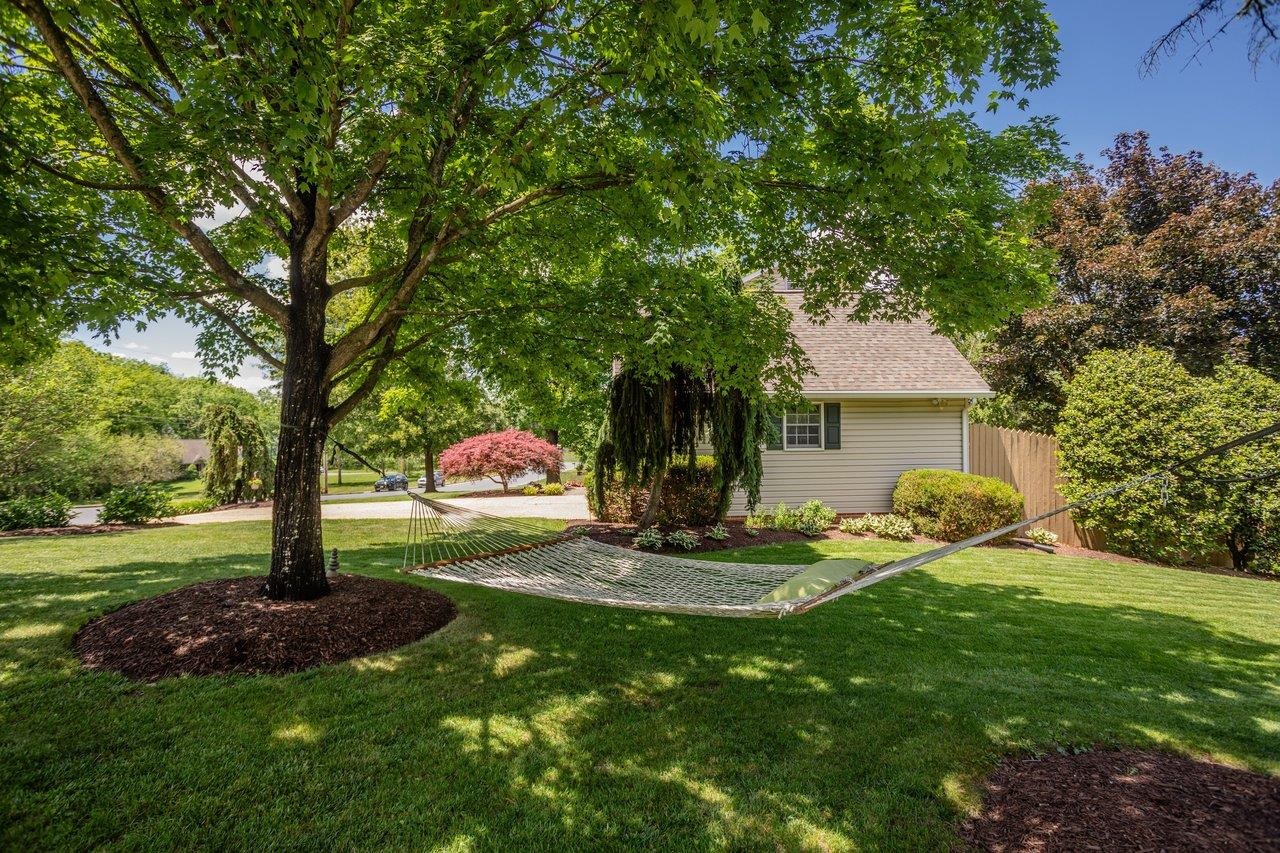 626 SUNRISE AVE, HARRISONBURG, Virginia 22801, 3 Bedrooms Bedrooms, ,2 BathroomsBathrooms,Residential,626 SUNRISE AVE,677776 MLS # 677776
