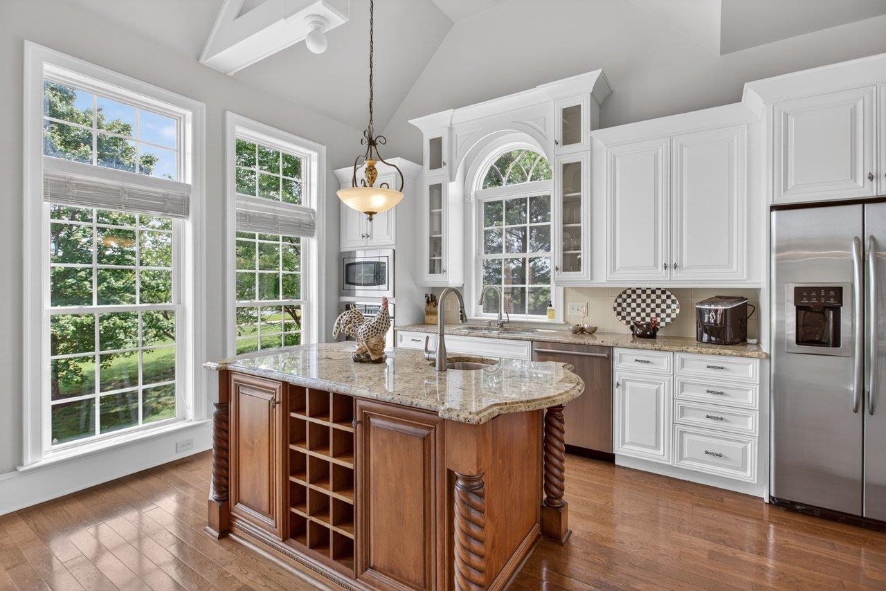 151 CLAREMONT AVE, ROCKINGHAM, Virginia 22801, 6 Bedrooms Bedrooms, ,4 BathroomsBathrooms,Residential,151 CLAREMONT AVE,677840 MLS # 677840