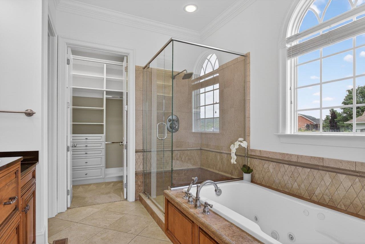 151 CLAREMONT AVE, ROCKINGHAM, Virginia 22801, 6 Bedrooms Bedrooms, ,4 BathroomsBathrooms,Residential,151 CLAREMONT AVE,677840 MLS # 677840