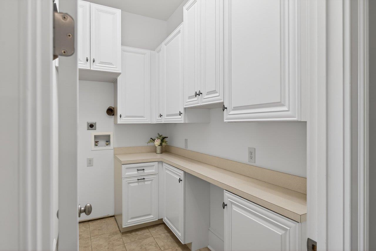 151 CLAREMONT AVE, ROCKINGHAM, Virginia 22801, 6 Bedrooms Bedrooms, ,4 BathroomsBathrooms,Residential,151 CLAREMONT AVE,677840 MLS # 677840
