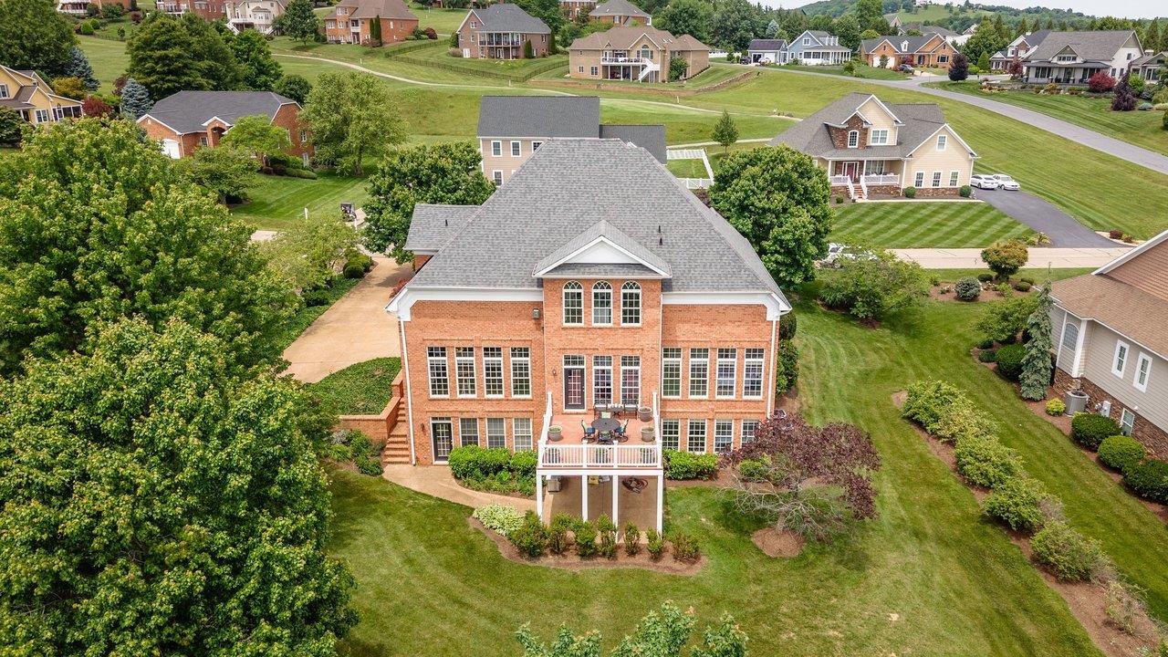151 CLAREMONT AVE, ROCKINGHAM, Virginia 22801, 6 Bedrooms Bedrooms, ,4 BathroomsBathrooms,Residential,151 CLAREMONT AVE,677840 MLS # 677840