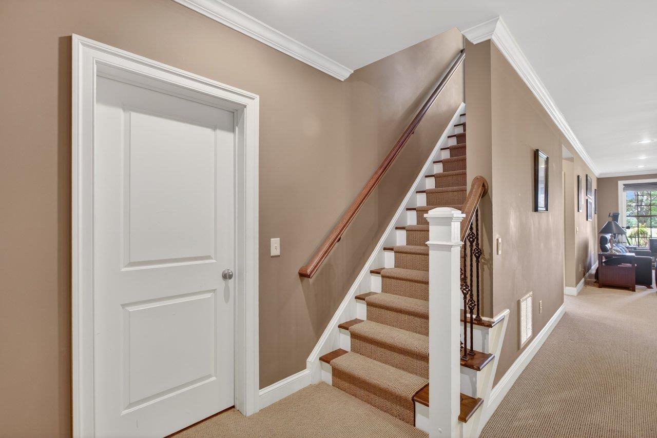 151 CLAREMONT AVE, ROCKINGHAM, Virginia 22801, 6 Bedrooms Bedrooms, ,4 BathroomsBathrooms,Residential,151 CLAREMONT AVE,677840 MLS # 677840