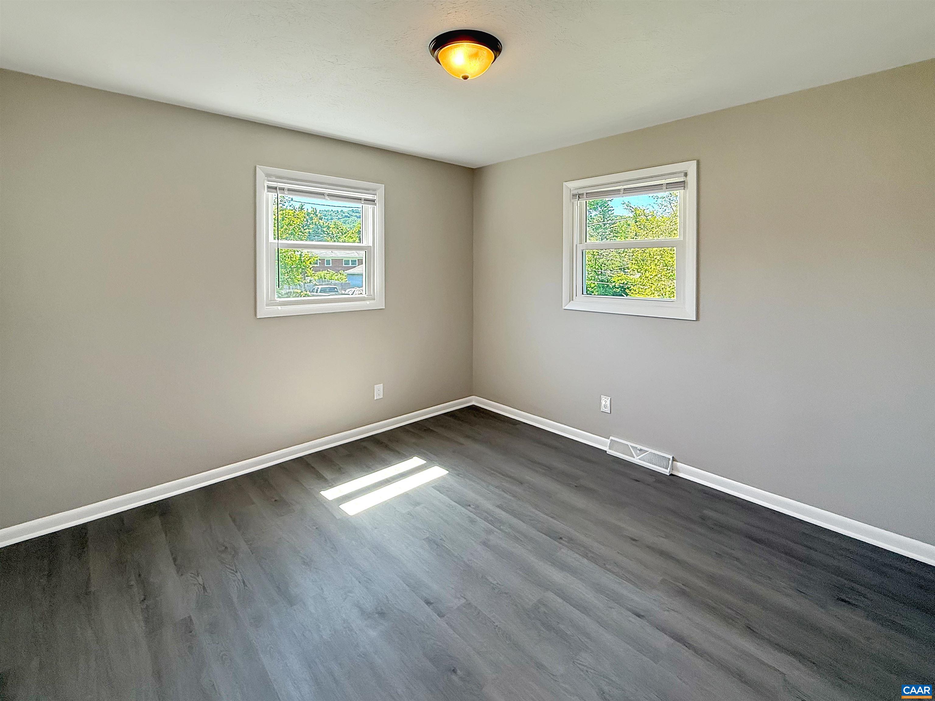 604 MARKET ST, WAYNESBORO, Virginia 22980, 4 Bedrooms Bedrooms, ,3 BathroomsBathrooms,Residential,604 MARKET ST,677933 MLS # 677933 604 MARKET ST, WAYNESBORO, Virginia 22980, 4 Bedrooms Bedrooms, ,3 BathroomsBathrooms,Residential,604 MARKET ST,677933 MLS # 677933