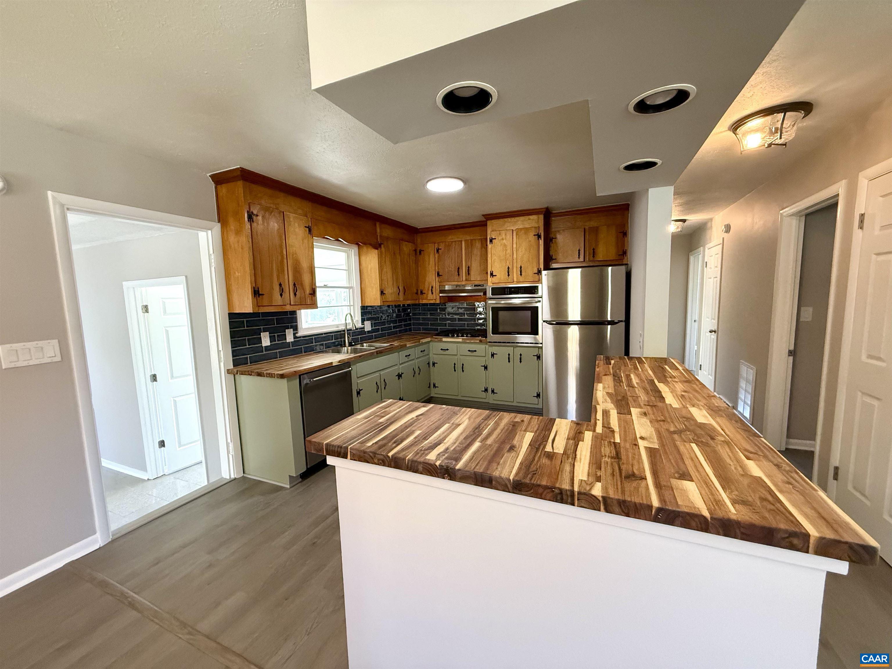 604 MARKET ST, WAYNESBORO, Virginia 22980, 4 Bedrooms Bedrooms, ,3 BathroomsBathrooms,Residential,604 MARKET ST,677933 MLS # 677933 604 MARKET ST, WAYNESBORO, Virginia 22980, 4 Bedrooms Bedrooms, ,3 BathroomsBathrooms,Residential,604 MARKET ST,677933 MLS # 677933