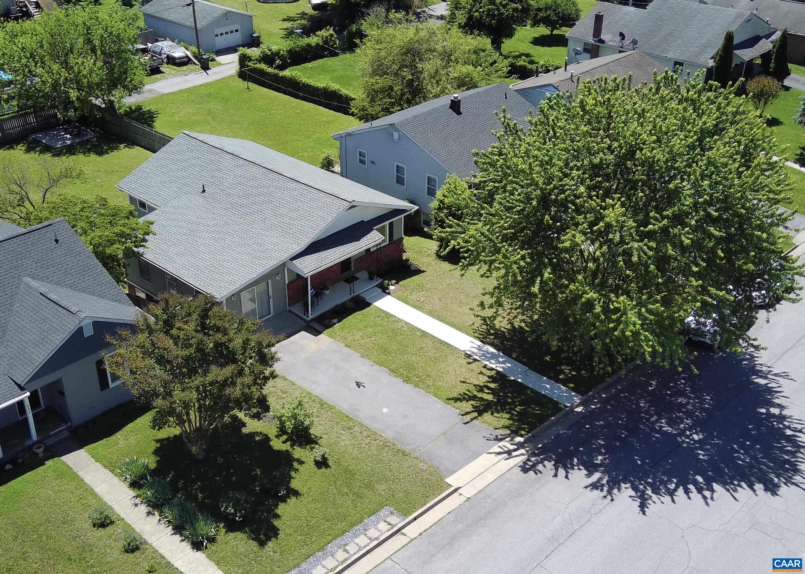 604 MARKET ST, WAYNESBORO, Virginia 22980, 4 Bedrooms Bedrooms, ,3 BathroomsBathrooms,Residential,604 MARKET ST,677933 MLS # 677933 604 MARKET ST, WAYNESBORO, Virginia 22980, 4 Bedrooms Bedrooms, ,3 BathroomsBathrooms,Residential,604 MARKET ST,677933 MLS # 677933
