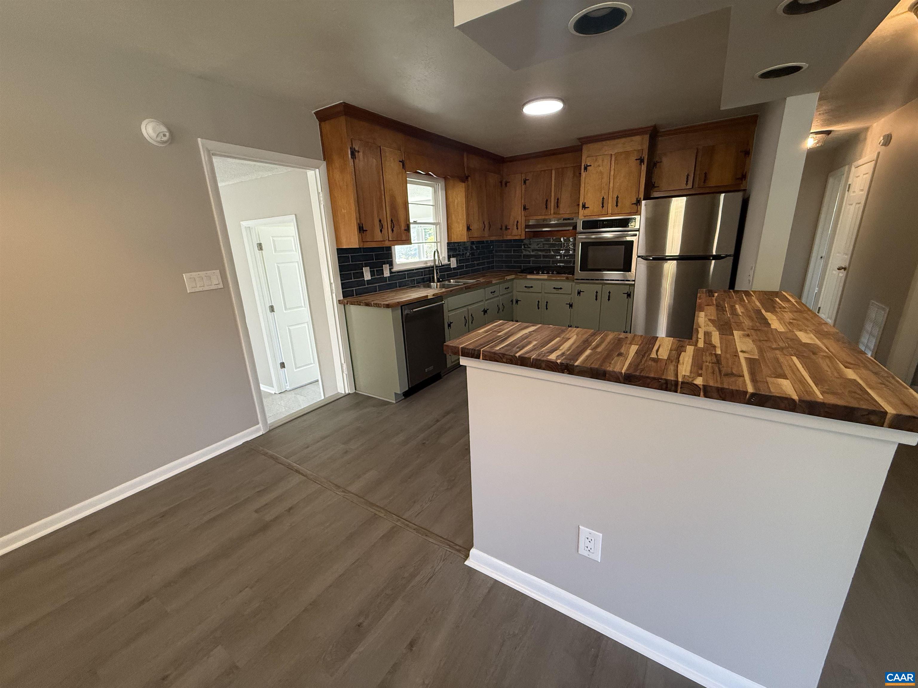604 MARKET ST, WAYNESBORO, Virginia 22980, 4 Bedrooms Bedrooms, ,3 BathroomsBathrooms,Residential,604 MARKET ST,677933 MLS # 677933 604 MARKET ST, WAYNESBORO, Virginia 22980, 4 Bedrooms Bedrooms, ,3 BathroomsBathrooms,Residential,604 MARKET ST,677933 MLS # 677933