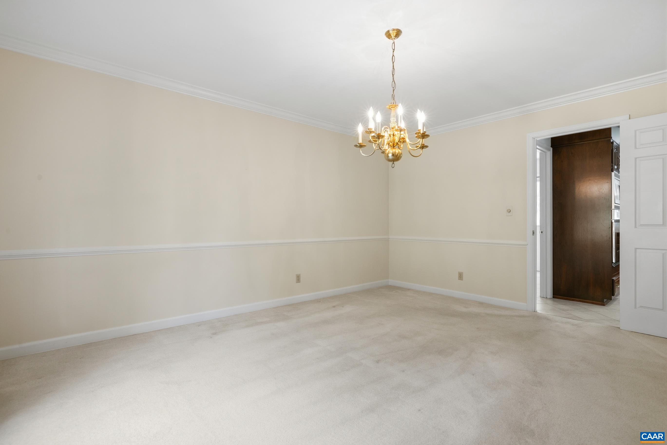 985 TANGLEWOOD RD, CHARLOTTESVILLE, Virginia 22901, 4 Bedrooms Bedrooms, ,3 BathroomsBathrooms,Residential,985 TANGLEWOOD RD,677999 MLS # 677999