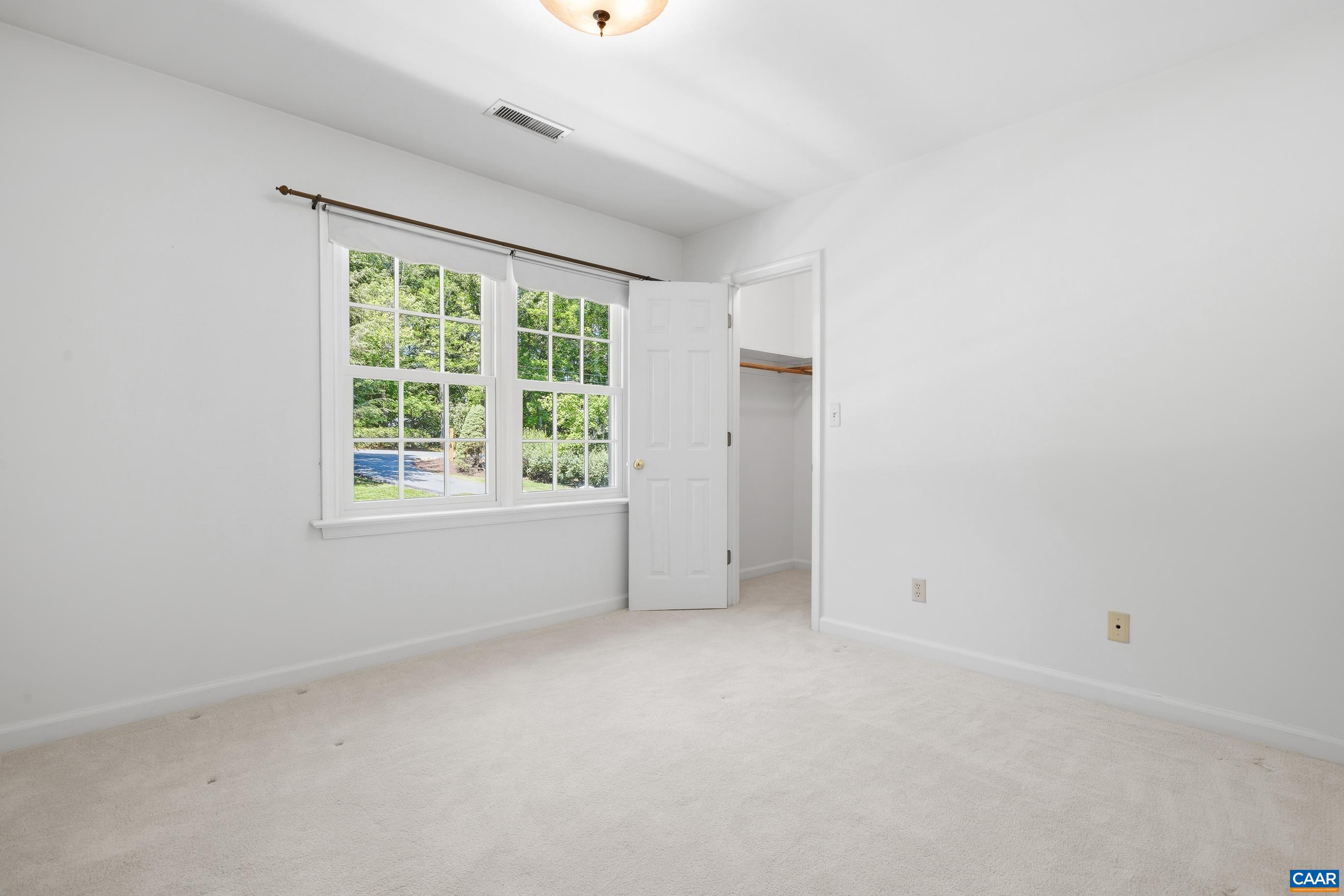 985 TANGLEWOOD RD, CHARLOTTESVILLE, Virginia 22901, 4 Bedrooms Bedrooms, ,3 BathroomsBathrooms,Residential,985 TANGLEWOOD RD,677999 MLS # 677999