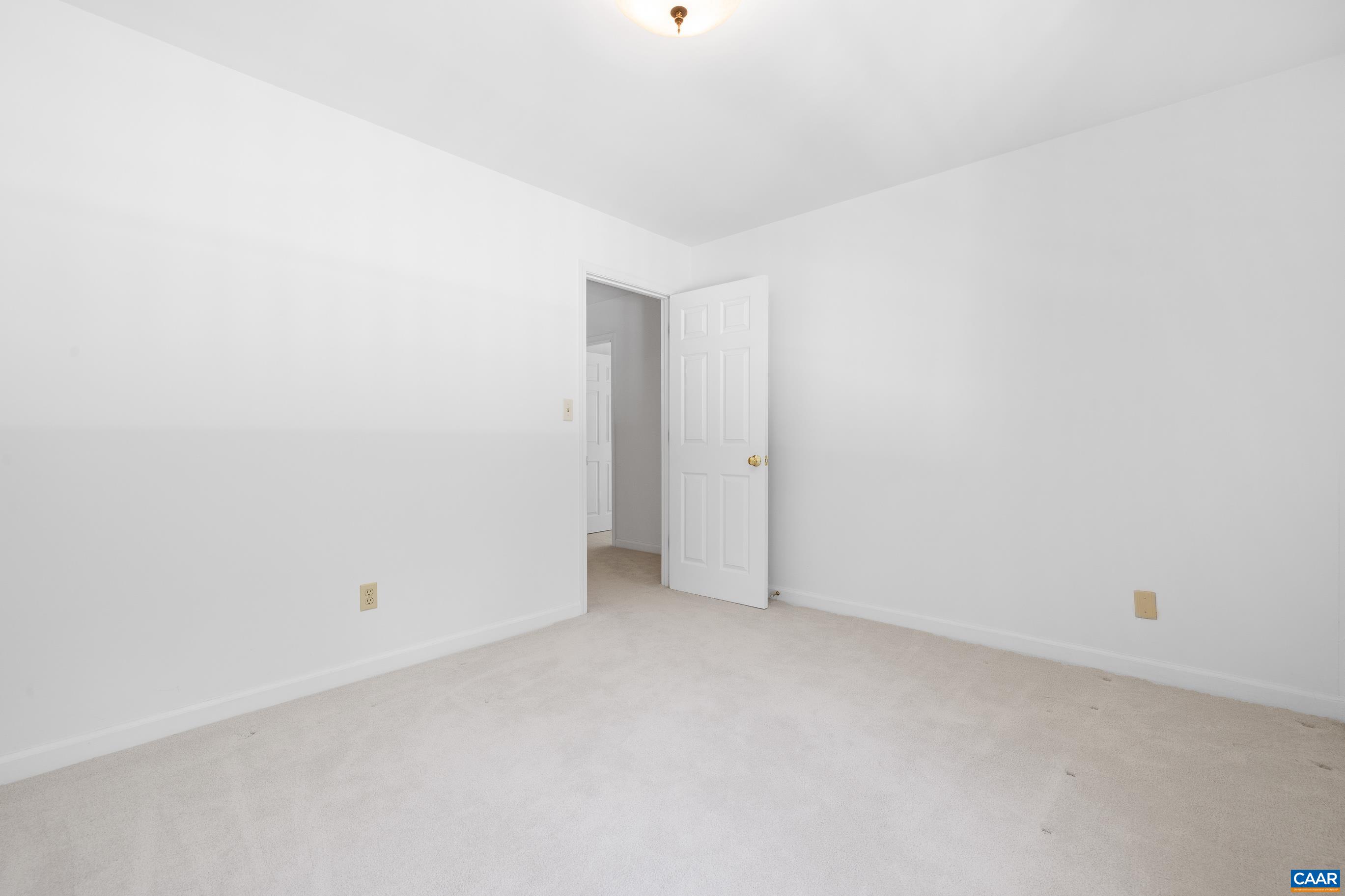 985 TANGLEWOOD RD, CHARLOTTESVILLE, Virginia 22901, 4 Bedrooms Bedrooms, ,3 BathroomsBathrooms,Residential,985 TANGLEWOOD RD,677999 MLS # 677999