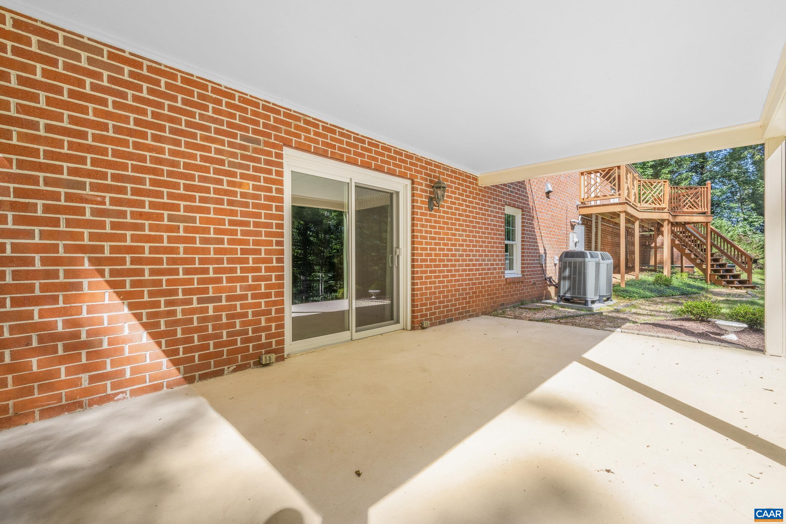 985 TANGLEWOOD RD, CHARLOTTESVILLE, Virginia 22901, 4 Bedrooms Bedrooms, ,3 BathroomsBathrooms,Residential,985 TANGLEWOOD RD,677999 MLS # 677999