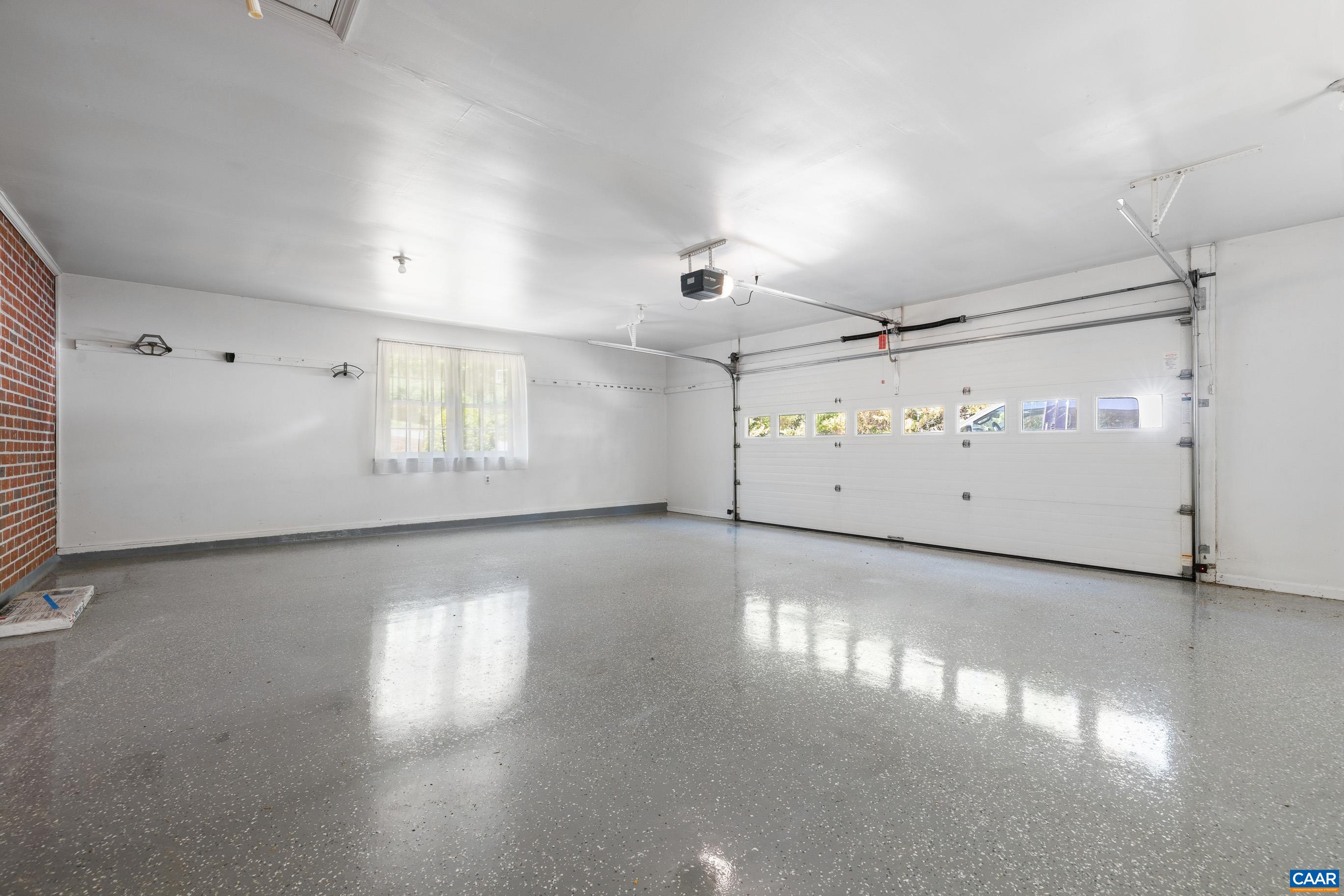 985 TANGLEWOOD RD, CHARLOTTESVILLE, Virginia 22901, 4 Bedrooms Bedrooms, ,3 BathroomsBathrooms,Residential,985 TANGLEWOOD RD,677999 MLS # 677999