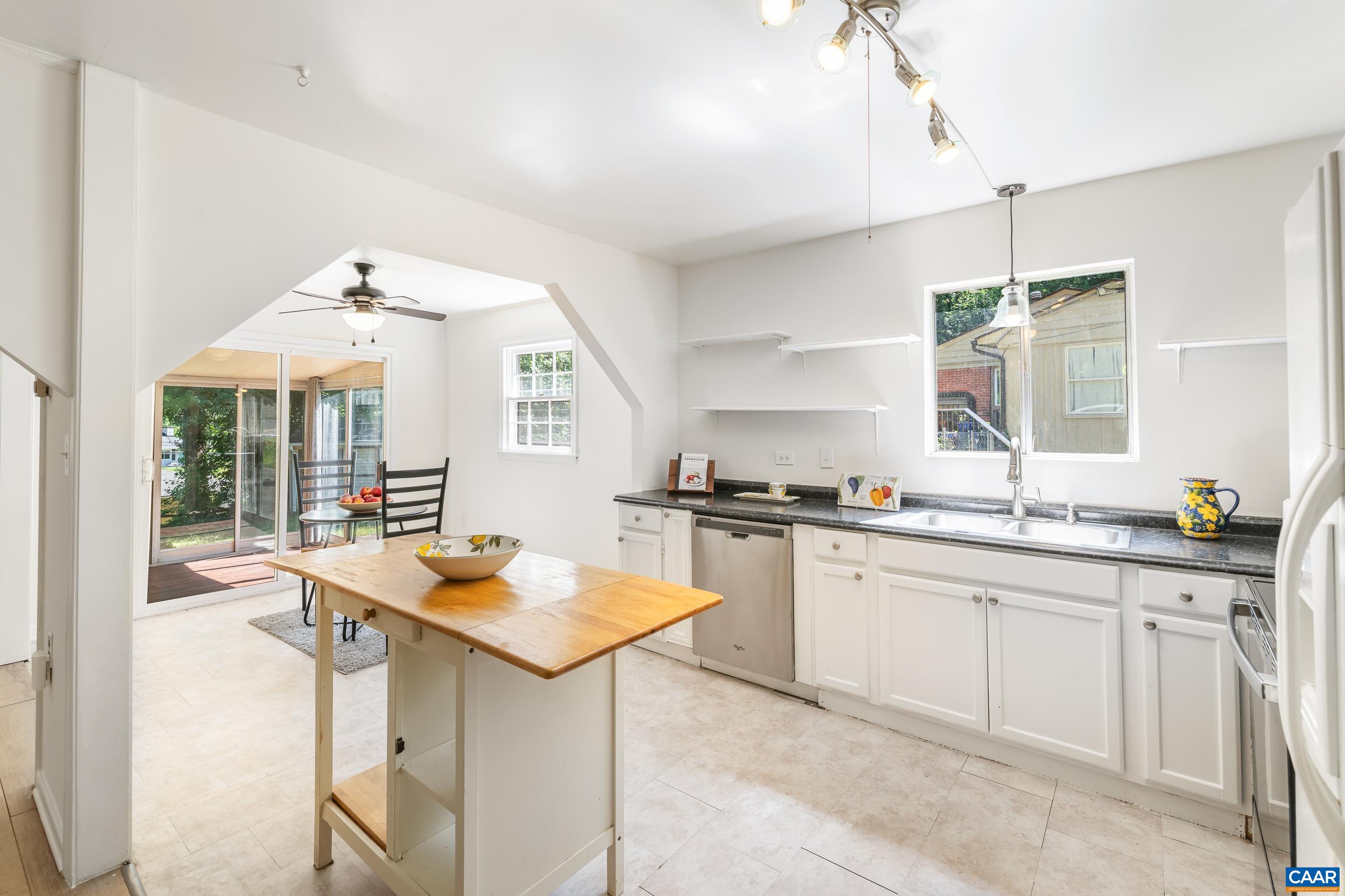 1508 TRAILRIDGE RD, CHARLOTTESVILLE, Virginia 22903, 4 Bedrooms Bedrooms, ,3 BathroomsBathrooms,Residential,1508 TRAILRIDGE RD,678061 MLS # 678061