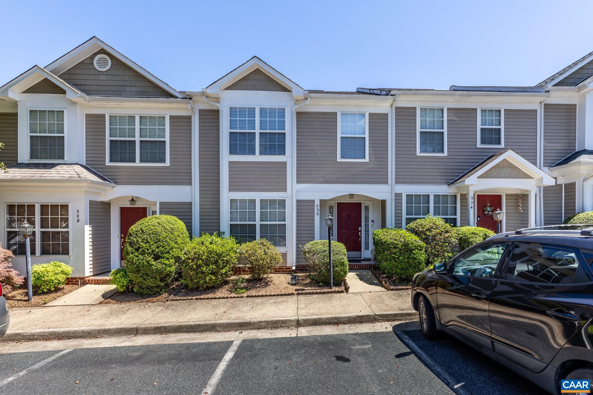 996 RIVER RUN DR, CHARLOTTESVILLE, Virginia 22901, 2 Bedrooms Bedrooms, ,2 BathroomsBathrooms,Residential,Parcel #062D1-0300G-00400 - Lot 4, Block G, Sectio,996 RIVER RUN DR,678062 MLS # 678062 996 RIVER RUN DR, CHARLOTTESVILLE, Virginia 22901, 2 Bedrooms Bedrooms, ,2 BathroomsBathrooms,Residential,Parcel #062D1-0300G-00400 - Lot 4, Block G, Sectio,996 RIVER RUN DR,678062 MLS # 678062
