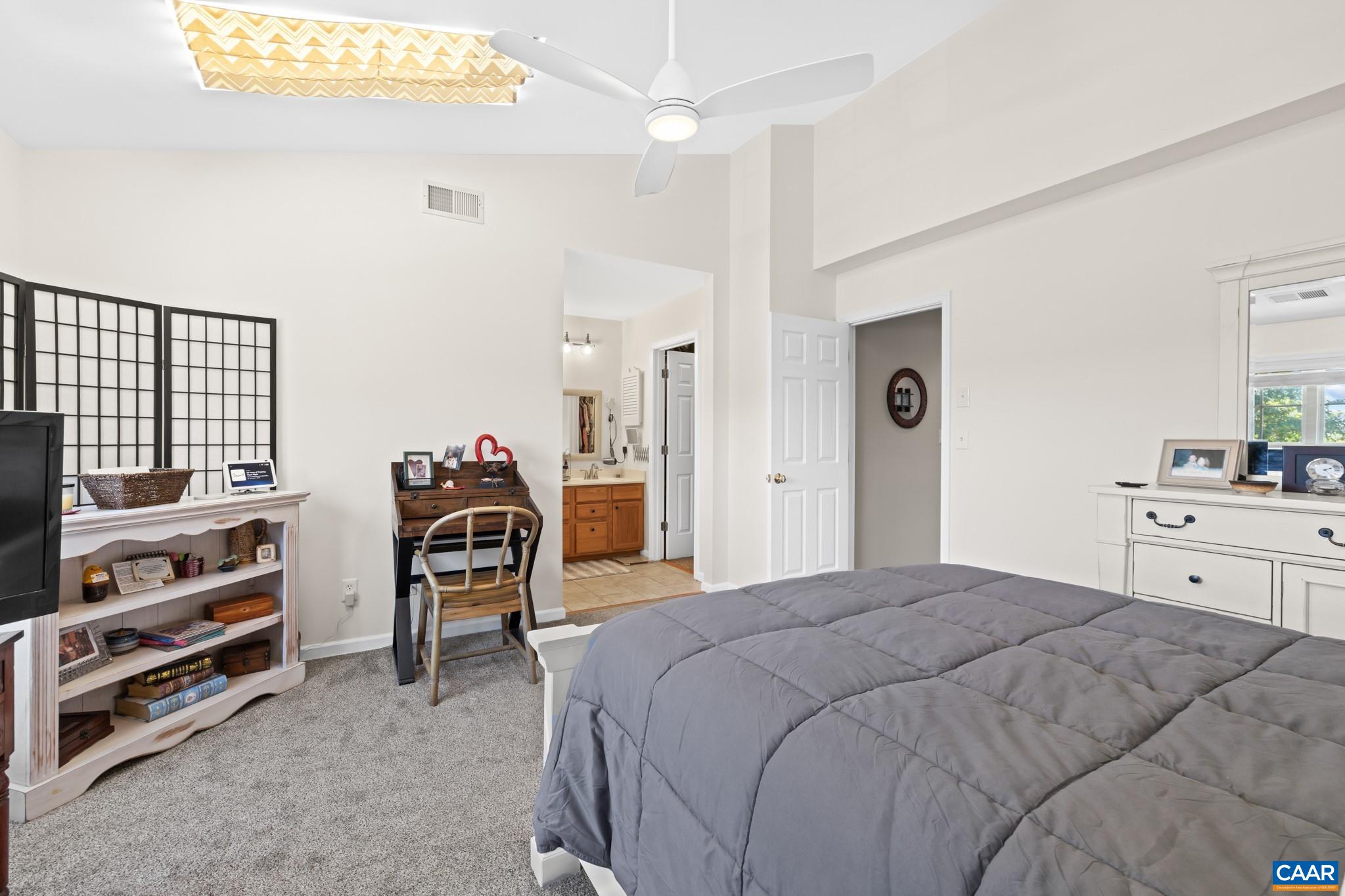 996 RIVER RUN DR, CHARLOTTESVILLE, Virginia 22901, 2 Bedrooms Bedrooms, ,2 BathroomsBathrooms,Residential,Parcel #062D1-0300G-00400 - Lot 4, Block G, Sectio,996 RIVER RUN DR,678062 MLS # 678062 996 RIVER RUN DR, CHARLOTTESVILLE, Virginia 22901, 2 Bedrooms Bedrooms, ,2 BathroomsBathrooms,Residential,Parcel #062D1-0300G-00400 - Lot 4, Block G, Sectio,996 RIVER RUN DR,678062 MLS # 678062