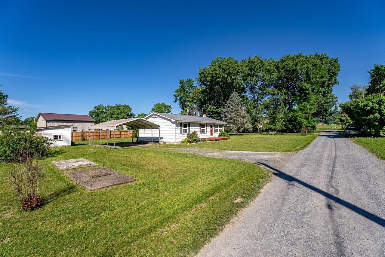 6599 AZALEA DR, DAYTON, Virginia 22821, 3 Bedrooms Bedrooms, ,1 BathroomBathrooms,Residential,6599 AZALEA DR,678064 MLS # 678064