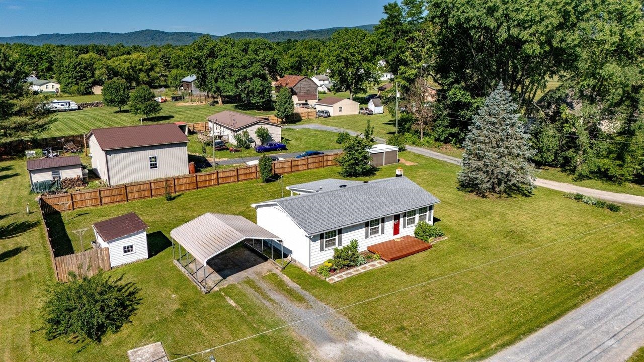 6599 AZALEA DR, DAYTON, Virginia 22821, 3 Bedrooms Bedrooms, ,1 BathroomBathrooms,Residential,6599 AZALEA DR,678064 MLS # 678064