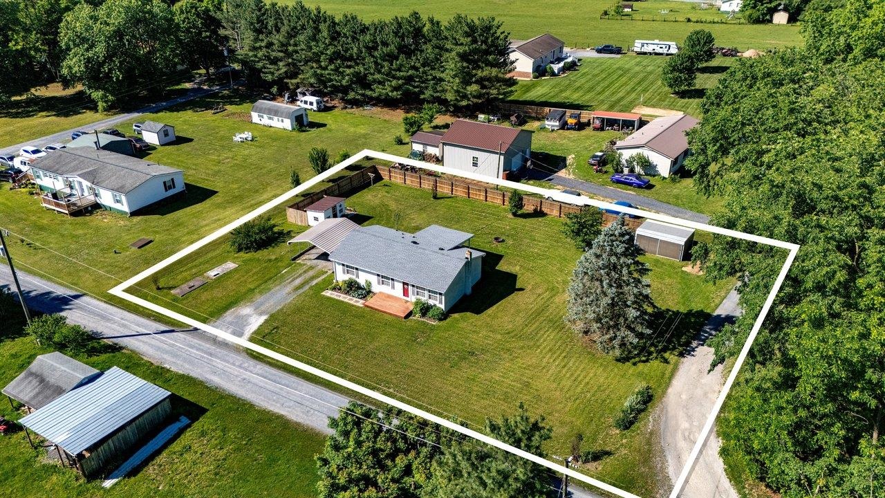 6599 AZALEA DR, DAYTON, Virginia 22821, 3 Bedrooms Bedrooms, ,1 BathroomBathrooms,Residential,6599 AZALEA DR,678064 MLS # 678064