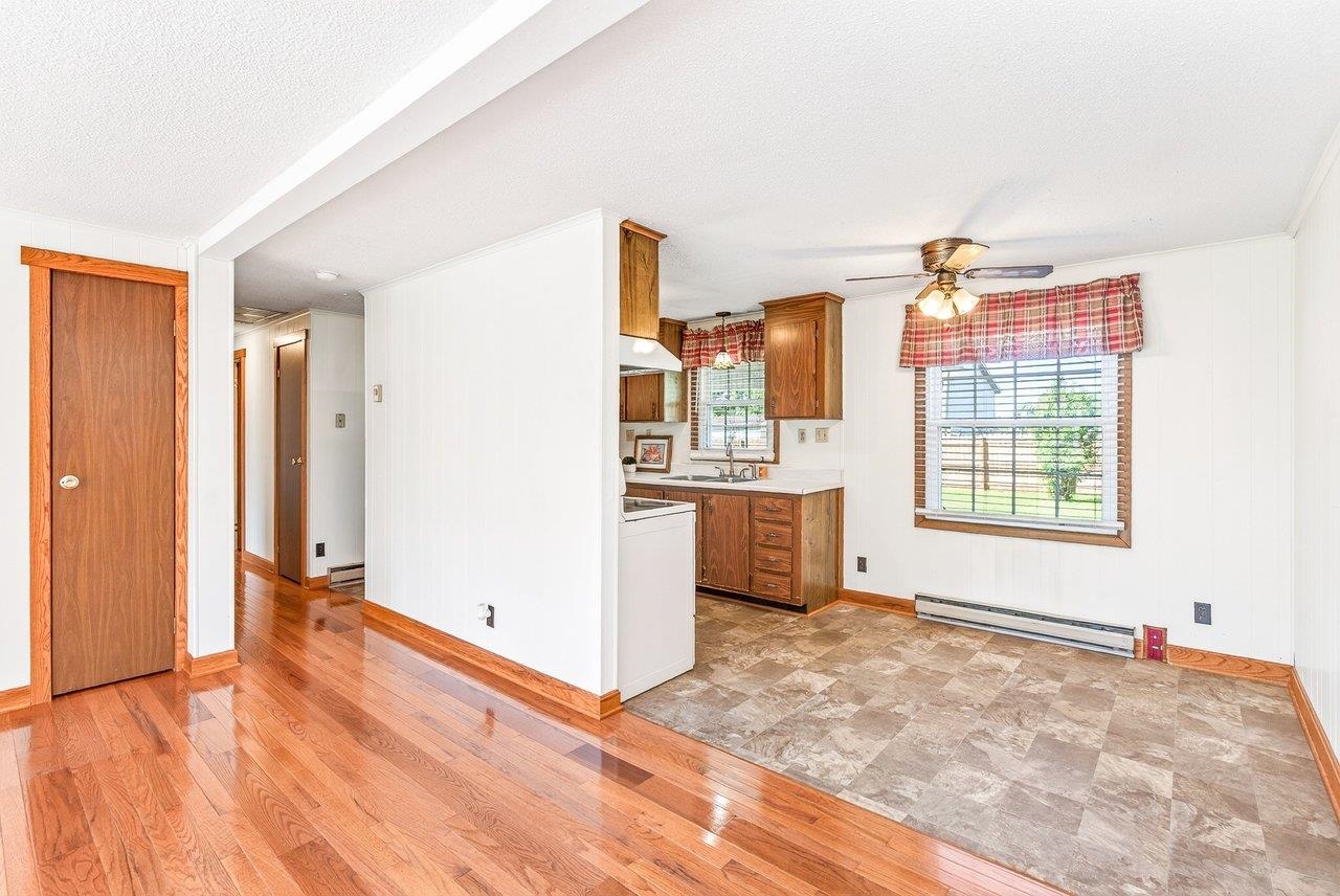 6599 AZALEA DR, DAYTON, Virginia 22821, 3 Bedrooms Bedrooms, ,1 BathroomBathrooms,Residential,6599 AZALEA DR,678064 MLS # 678064