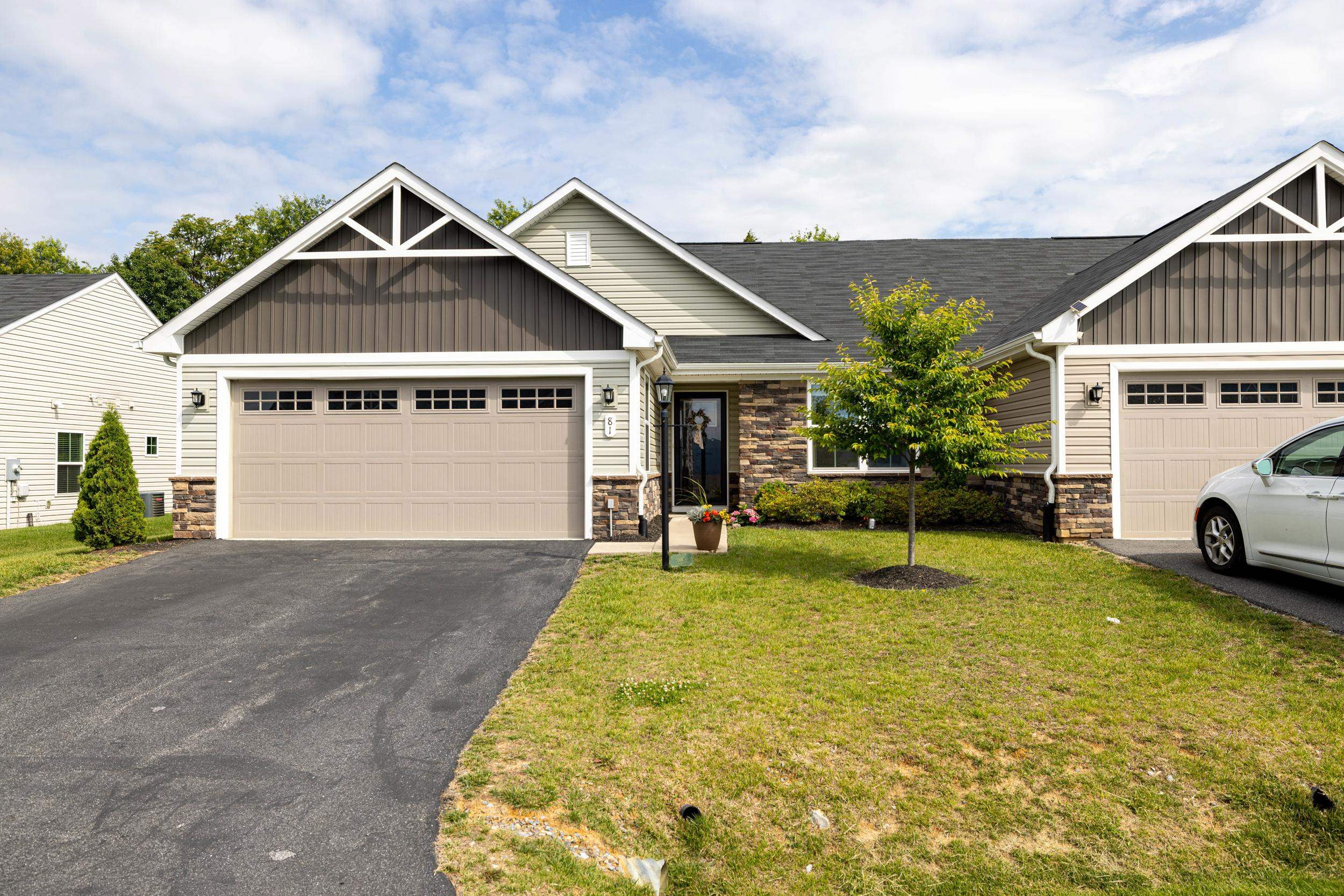 81 SOUTH PEAK DR, MCGAHEYSVILLE, Virginia 22840, 3 Bedrooms Bedrooms, ,2 BathroomsBathrooms,Residential,81 SOUTH PEAK DR,678069 MLS # 678069 81 SOUTH PEAK DR, MCGAHEYSVILLE, Virginia 22840, 3 Bedrooms Bedrooms, ,2 BathroomsBathrooms,Residential,81 SOUTH PEAK DR,678069 MLS # 678069